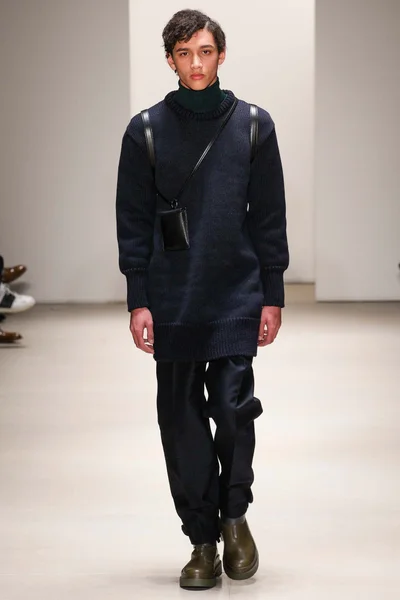 Look 8